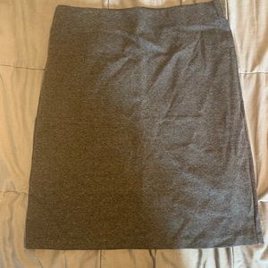 Old navy knee length pencil skirt - dark gray - size medium
